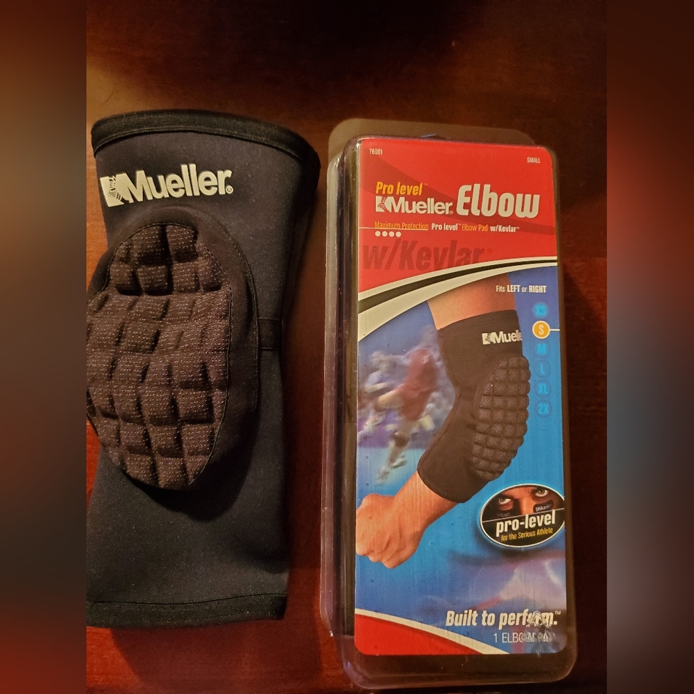 Set of 2 Pro Level MUELLER Elbow Pads with Kevlar